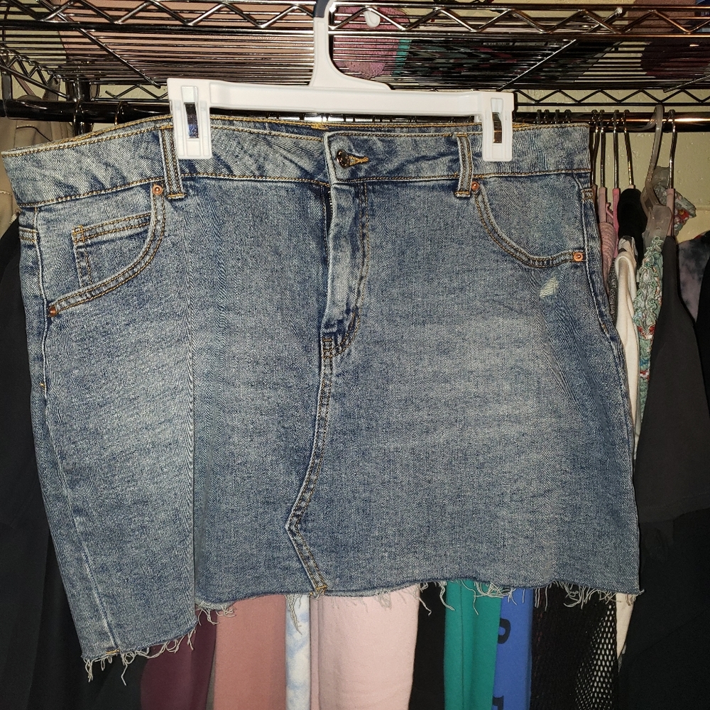 Denim skirt